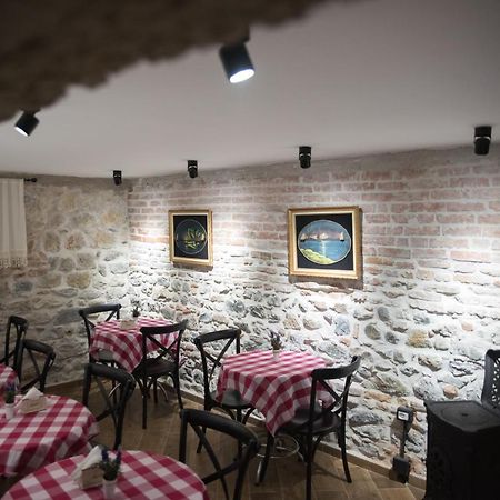 Old Bazaar Rooms Korce Exteriér fotografie